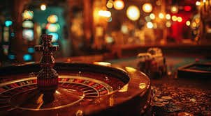 Tampilan permainan Texas Poker di aplikasi platinmods dengan kartu terbuka dan chip di meja
